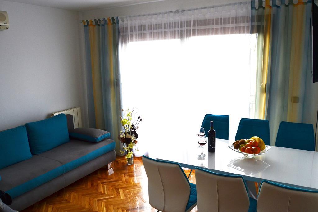 Apartments Mikulic Біоград-на-Мору Екстер'єр фото